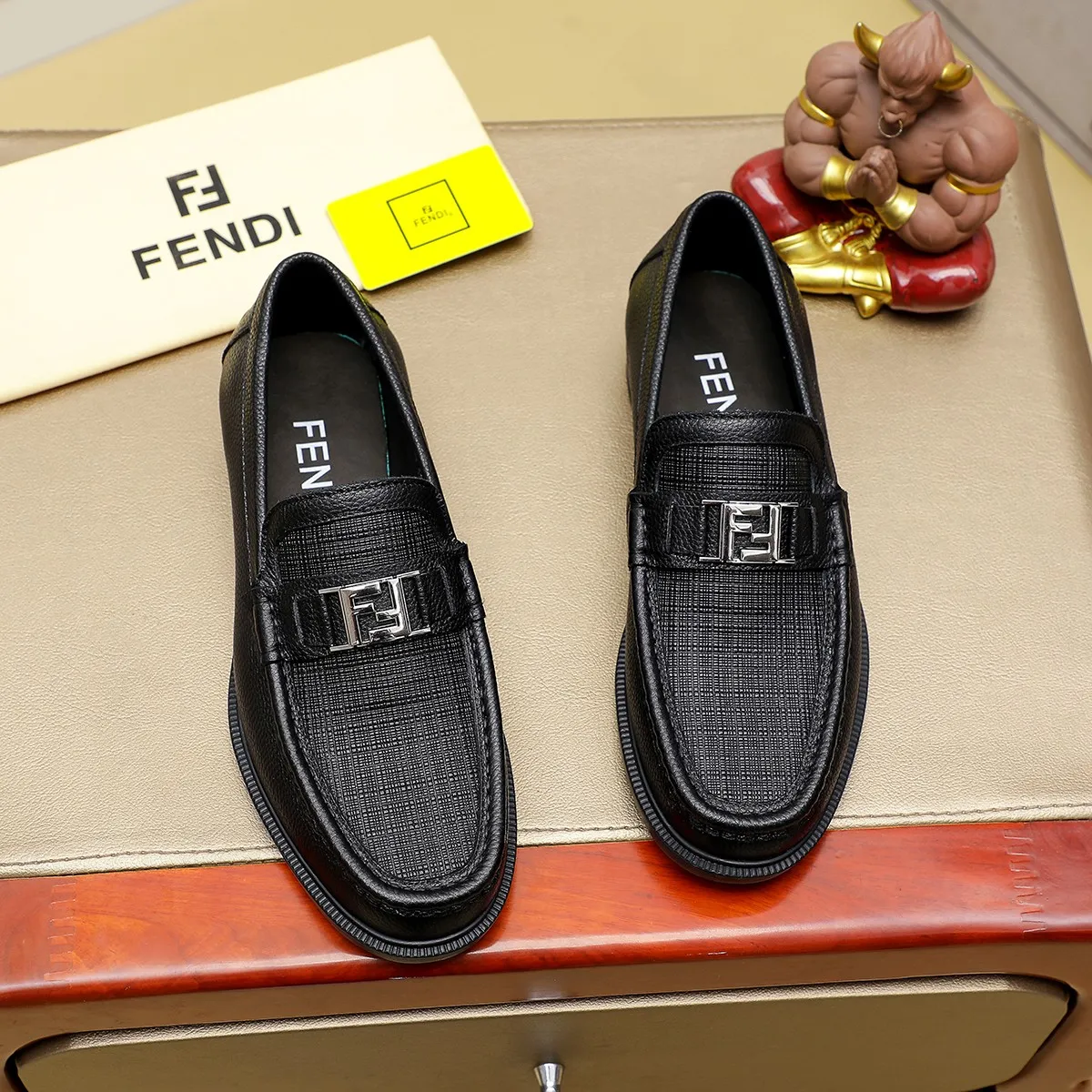 Men's shoes💰460 🕷🕷【FENDI】The latest men's formal leather shoes🇨🇳Classic series not to be missed💯The first layer is made of imported first-layer cowhide☘Original quality, the leather is smooth and delicate🎋The version is awesome, the perfect streamlined outline🍇🐮Leather lining, color, size 38-45...